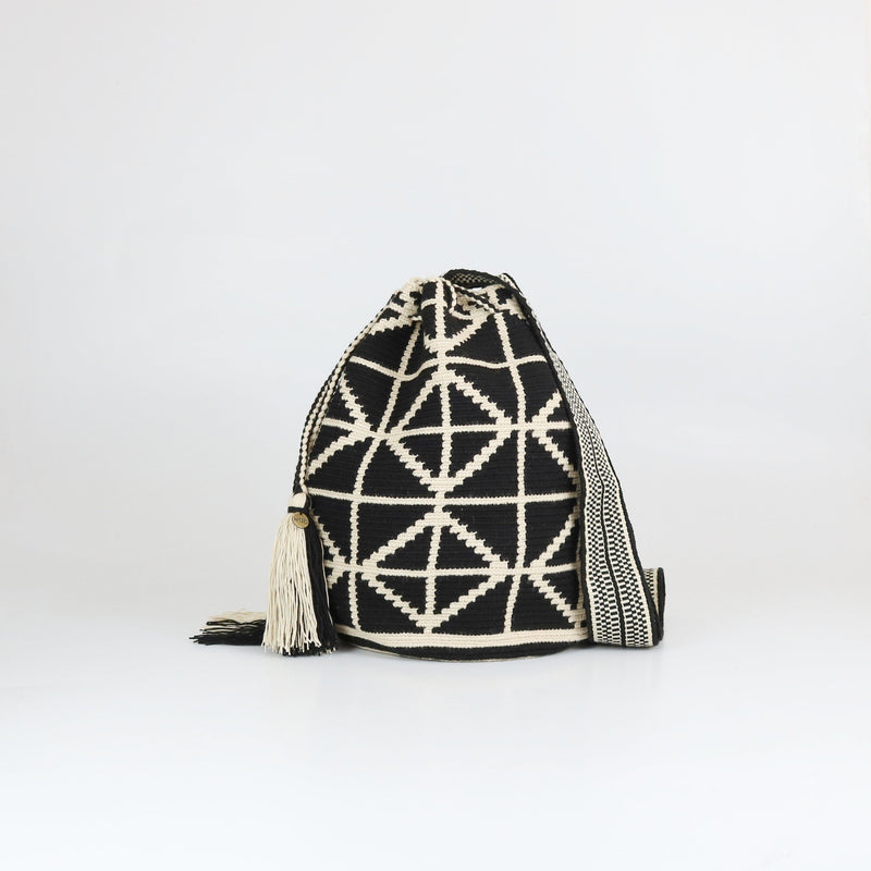 Maicao B Wayuu Bag - wayuu-dreaming