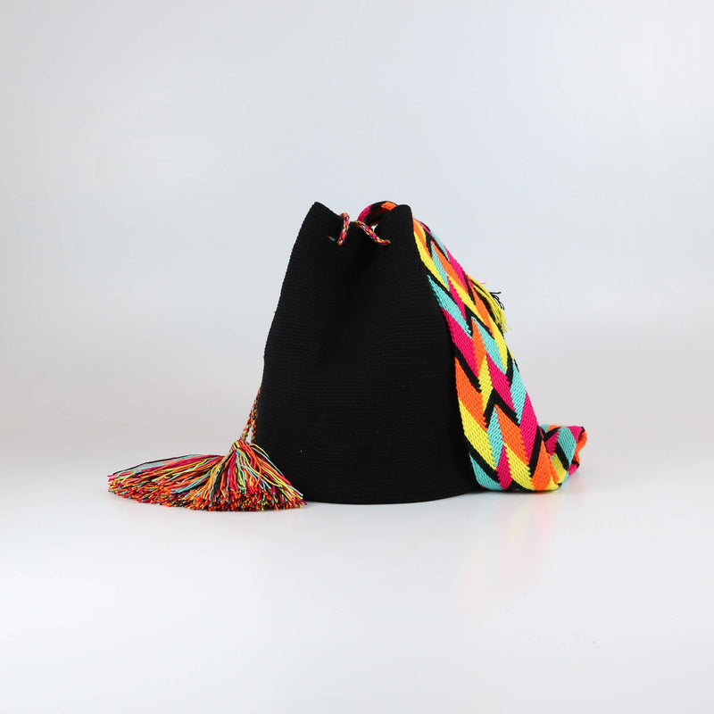 Lola B Wayuu Bag - wayuu-dreaming