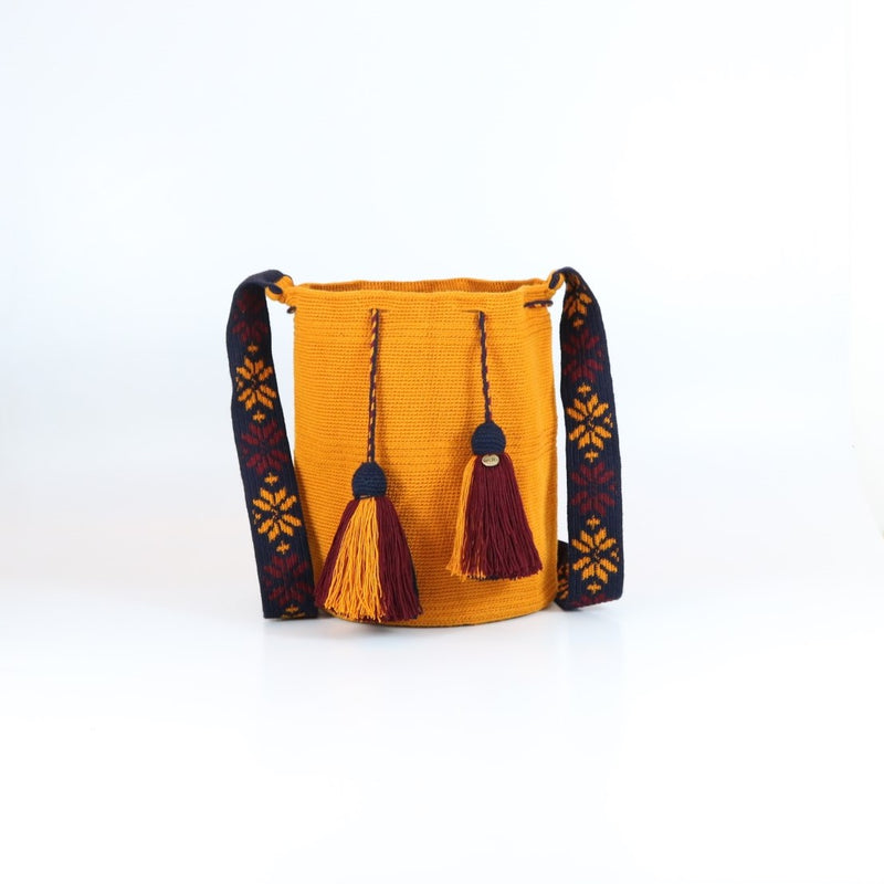 Silvana M Wayuu Bag - wayuu-dreaming